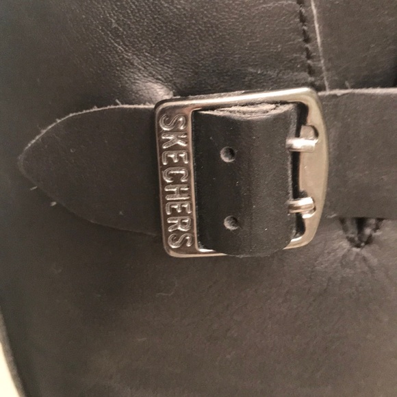 Skechers Engineer Boots - Picture 3 of 5